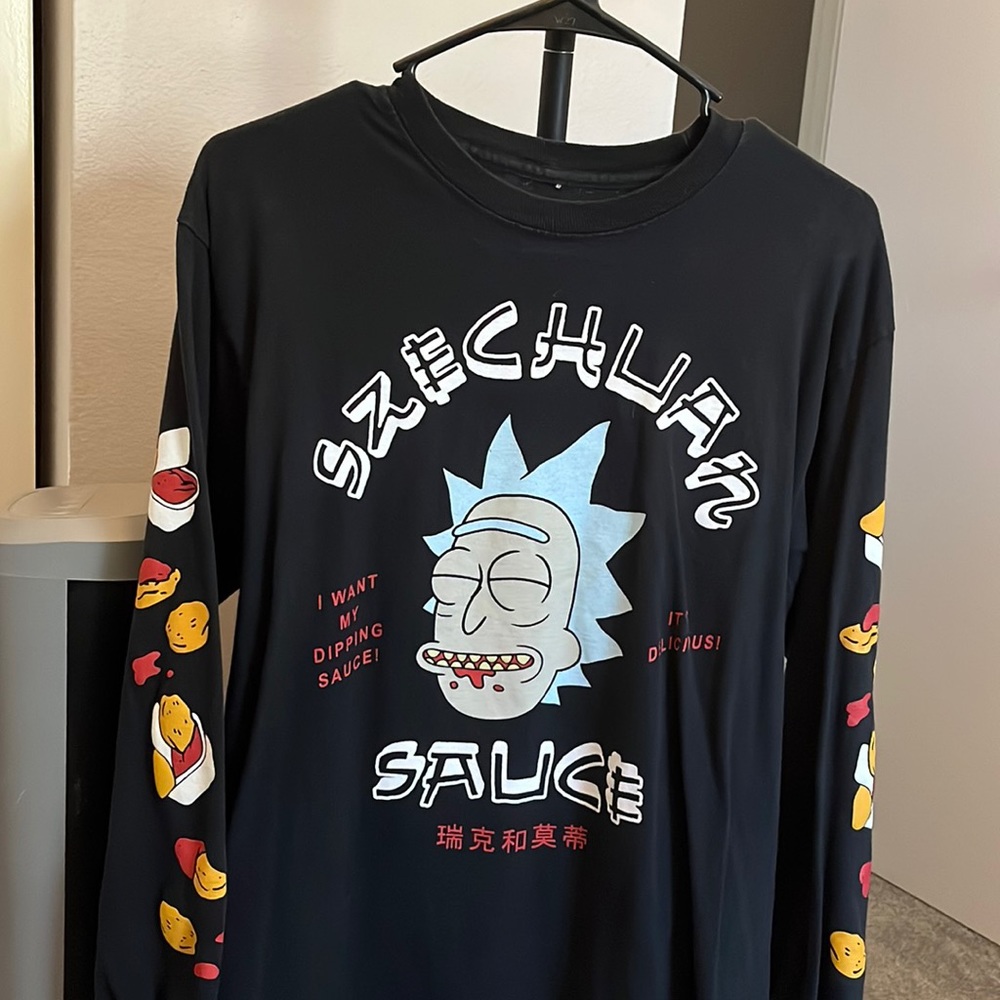 Long sleeve shirt